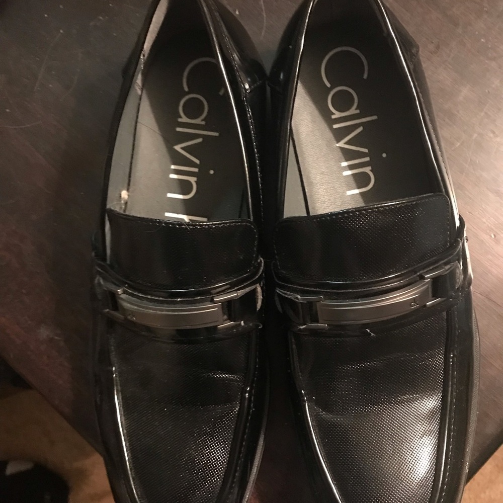 Calvin Klein men’s size 9.